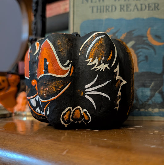 Sassy Cat Pumpkin BB Decoration