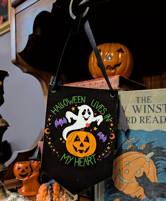 Halloween Lives in My Heart Halloween Pennant