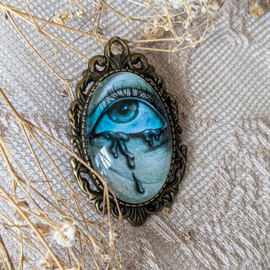 Ghostly Eye Brooch