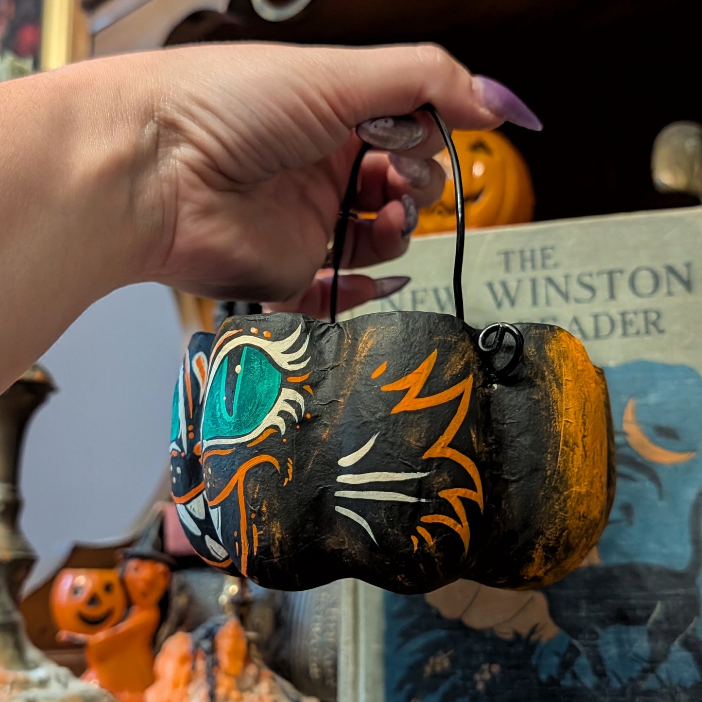 Small Scaredy Cat Paper Mache Treat Bucket