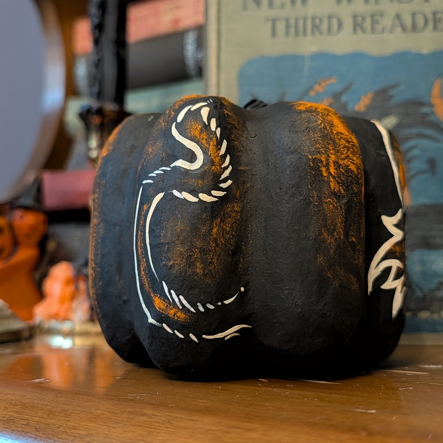 Sassy Cat Pumpkin BB Decoration