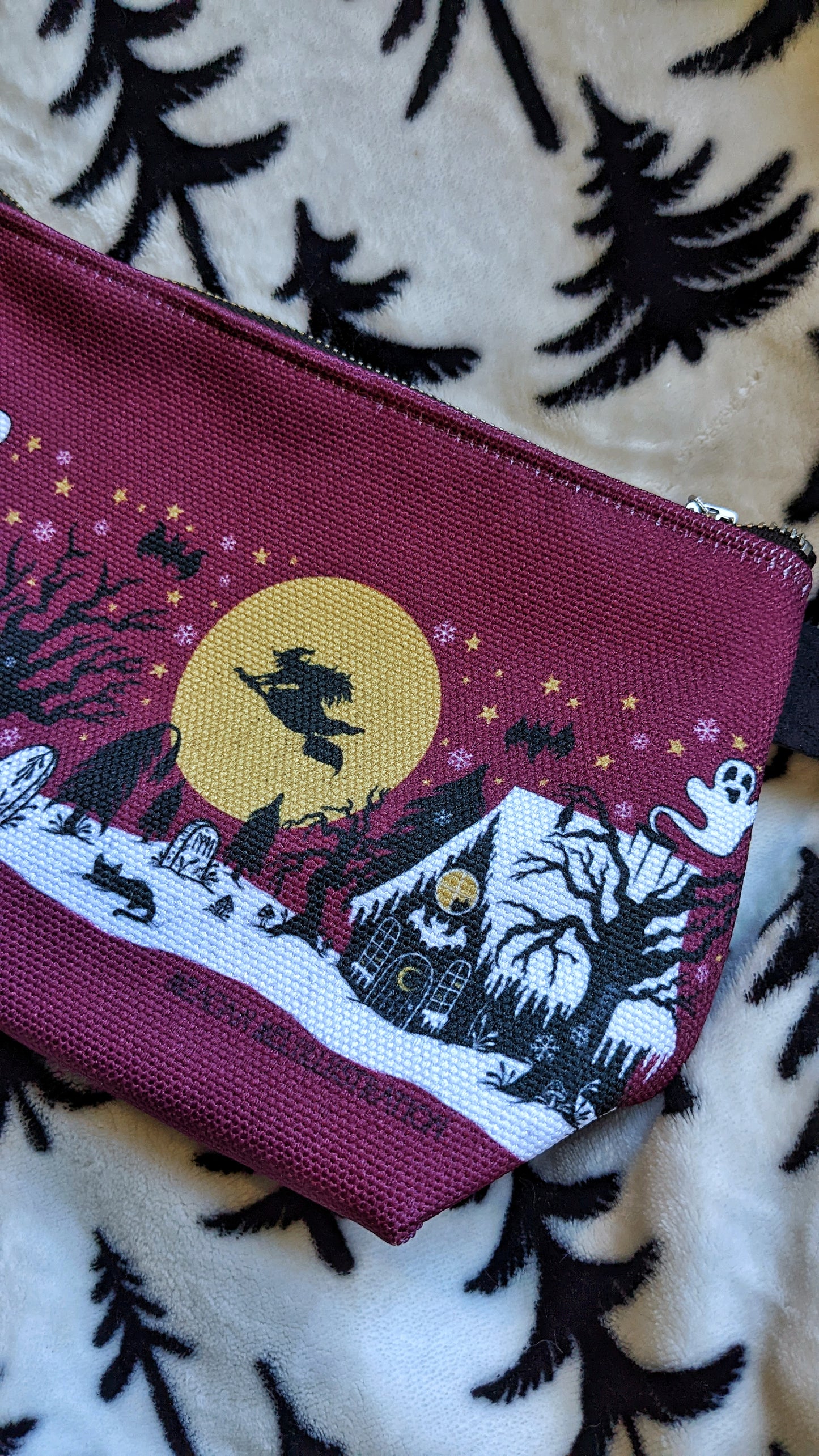 La Befana's Flight Make-up Bag